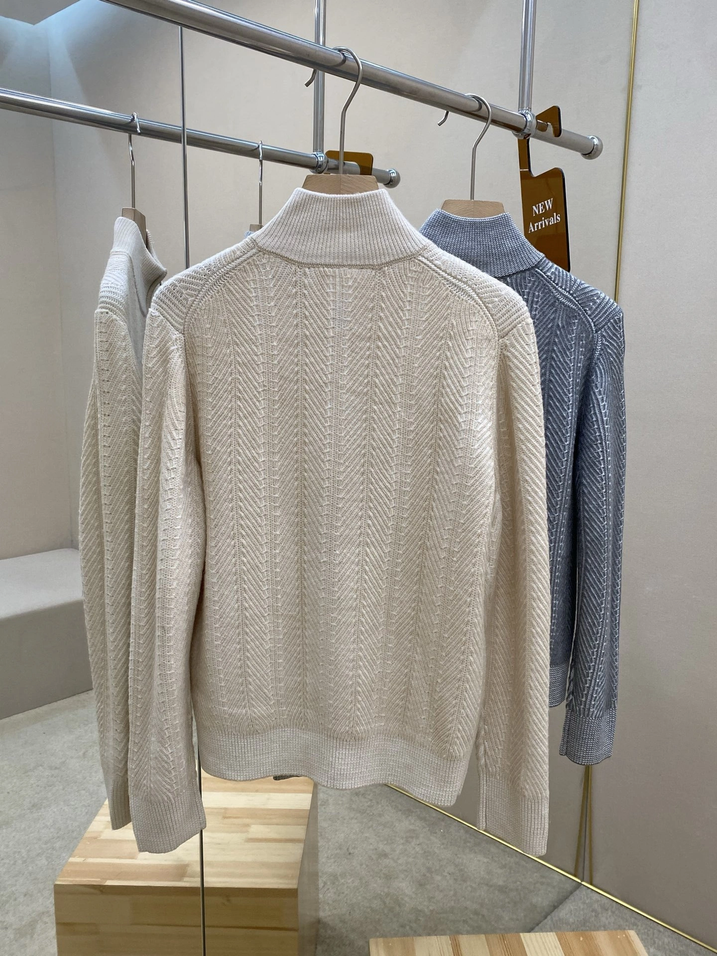 wg.luxury-- 2ru9588o cashmere 2colour item: E-F443J1820-2H